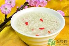 产妇喝米酒后还能喂奶吗?哺乳期喝米酒会影响喂奶吗? 产妇喝米酒后还能喂奶吗?哺乳期喝米酒会影响喂奶吗?