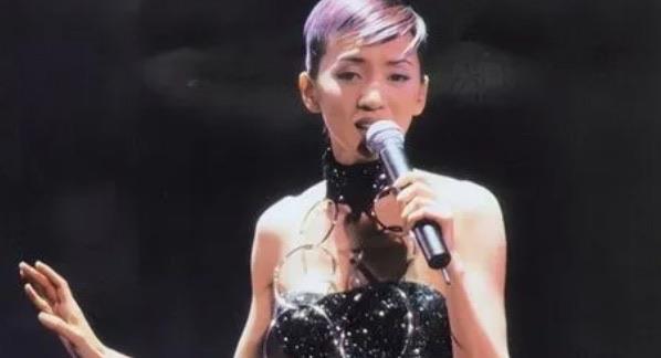 娱乐梅艳芳十大金曲排行榜(《胭脂扣》榜上第一名) 3