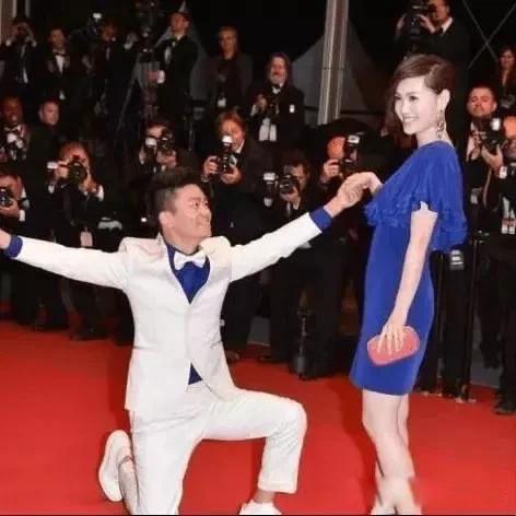 娱乐螃蟹女是什么意思 只有虾男能容忍螃蟹女 2