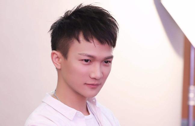 娱乐周深个人资料简介,周深在中国好声音一共唱了几首歌 2