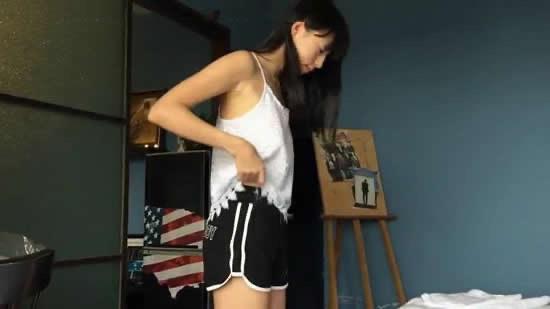 娱乐女模艾栗栗个人资料,艾栗栗身高三围是多少 3