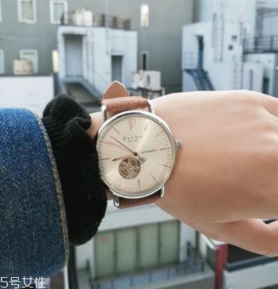 机械表一般多少钱 价格差距很大 机械表一般多少钱 价格差距很大