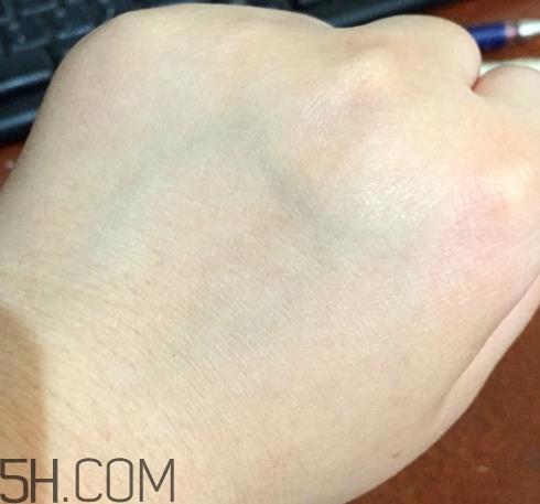 卡姿兰粉饼保质期多长?卡姿兰粉饼有效期 卡姿兰粉饼保质期多长?卡姿兰粉饼有效期