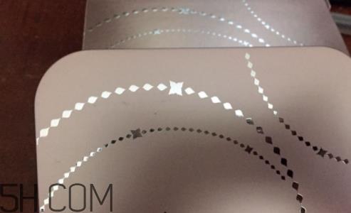 卡姿兰粉饼保质期多长?卡姿兰粉饼有效期 卡姿兰粉饼保质期多长?卡姿兰粉饼有效期