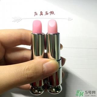 Dior迪奥唇膏真假辨别_迪奥唇膏真假对比 Dior迪奥唇膏真假辨别_迪奥唇膏真假对比