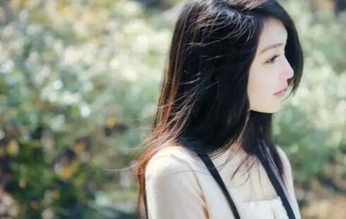 女人越不理你其实是越在乎你