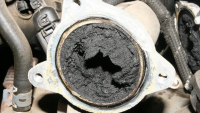 ​发动机积碳严重有什么症状