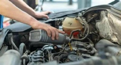 ​别克凯越变速箱油多久换一次