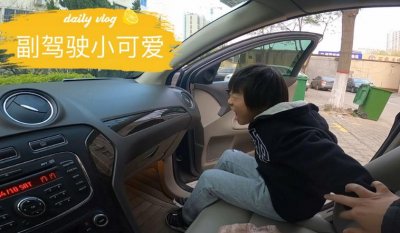 ​多少岁可以坐副驾驶