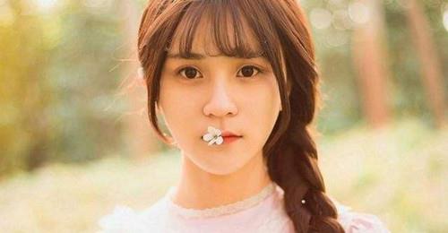 怎么和喜欢的女生聊天,才能快速俘获她的心?