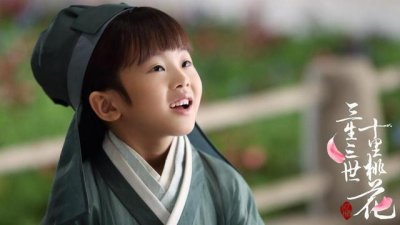 ​《三生三世》里，阿离是夜华的儿子，为什么不能当下一任天君？