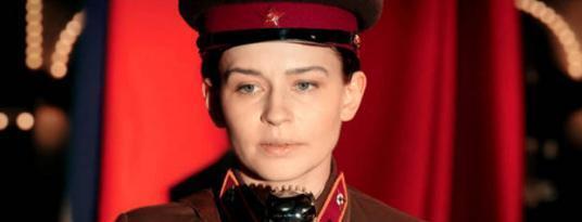 二战历史中的女狙击手,一人击杀309名德军,功成身退拜为少将