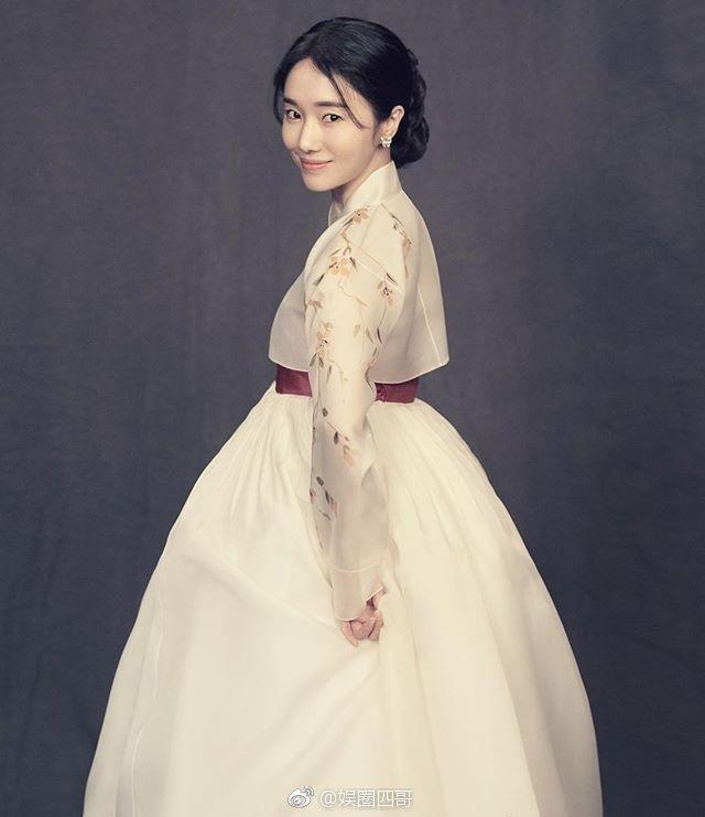 李贞贤晒婚纱照,曾经追过的女神也嫁人了!