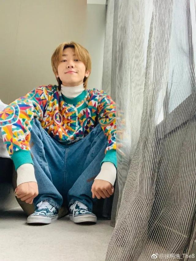 《青春有你》李文瀚人气火爆 网友:谁能笑到最后还说不一定!