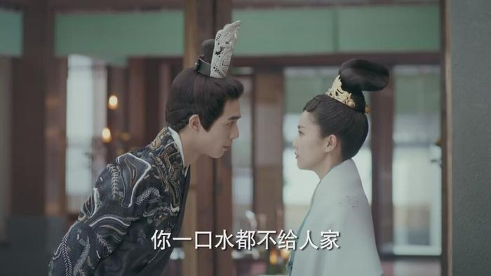 《凤囚凰》剧透:三个细节告诉你,谁是马雪云自杀背后的真正凶手