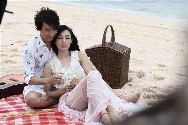 陈羽凡深夜发文曝光了,隔空表白onelove,感情有逆转的趋势