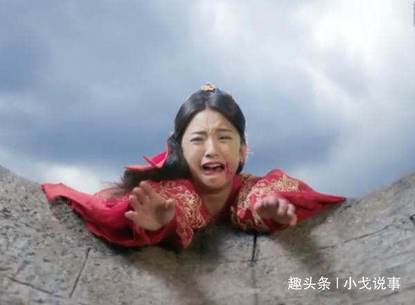 《小女花不弃》结局8人团灭,幸好结局反转,没有以悲剧收尾