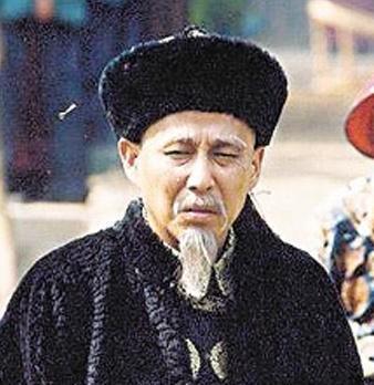 康熙皇帝竟有4个皇后,前3个皇后身世显赫,第4个生了个好儿子