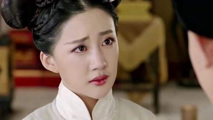 她是清朝开国皇帝的儿媳妇,因为母亲的原因,被丈夫一刀砍死