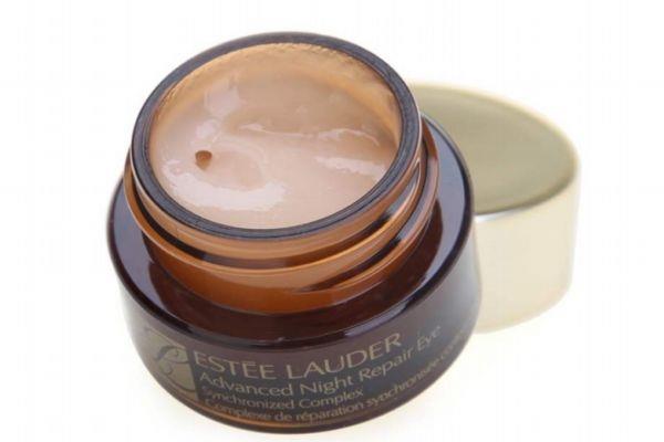 什么牌子的眼霜好 什么牌子眼霜去眼纹 什么牌子的眼霜好 什么牌子眼霜去眼纹