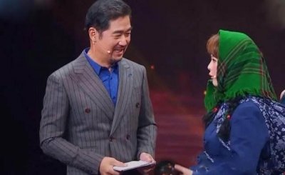 ​张国立迟迟不回应袁立, 出轨往事遭扒, 网友怒斥渣男