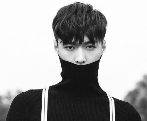 张艺兴吊唁金钟铉，钟铉前女友也现身了灵堂？