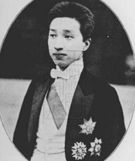 此人是清朝首富唯一的儿子,名字是慈禧取,死时却一分钱都没