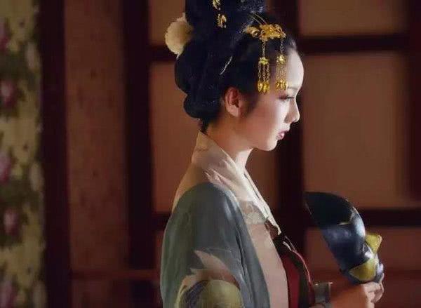 清朝最后一位格格:2004年去世,死前讲了傅仪不敢说的话!