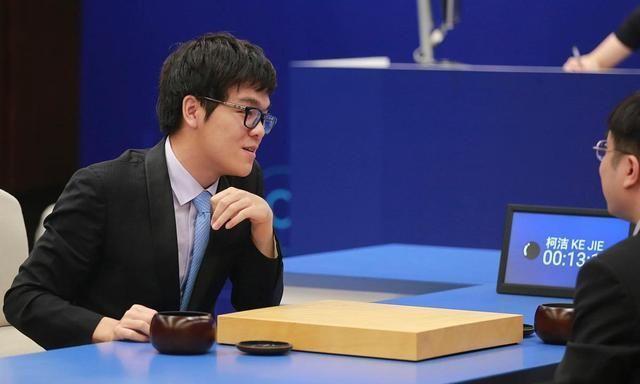 最美围棋女神“黑嘉嘉”,中澳混血肤白貌美,23岁就成职业七段