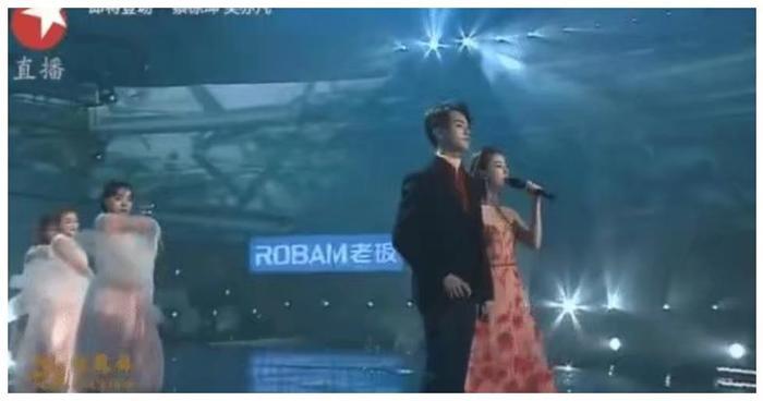 《延禧攻略》剧组集体假唱，话筒都放下来了却还有声音？