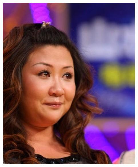 曹云金当年大闹郭德纲生日宴,真的当郭德纲面逼他老婆下跪了吗?