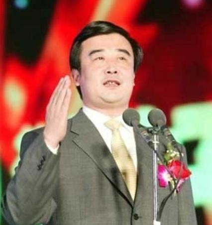 44岁方琼丈夫照片曝光,熟悉的面孔,网友:原来是他!