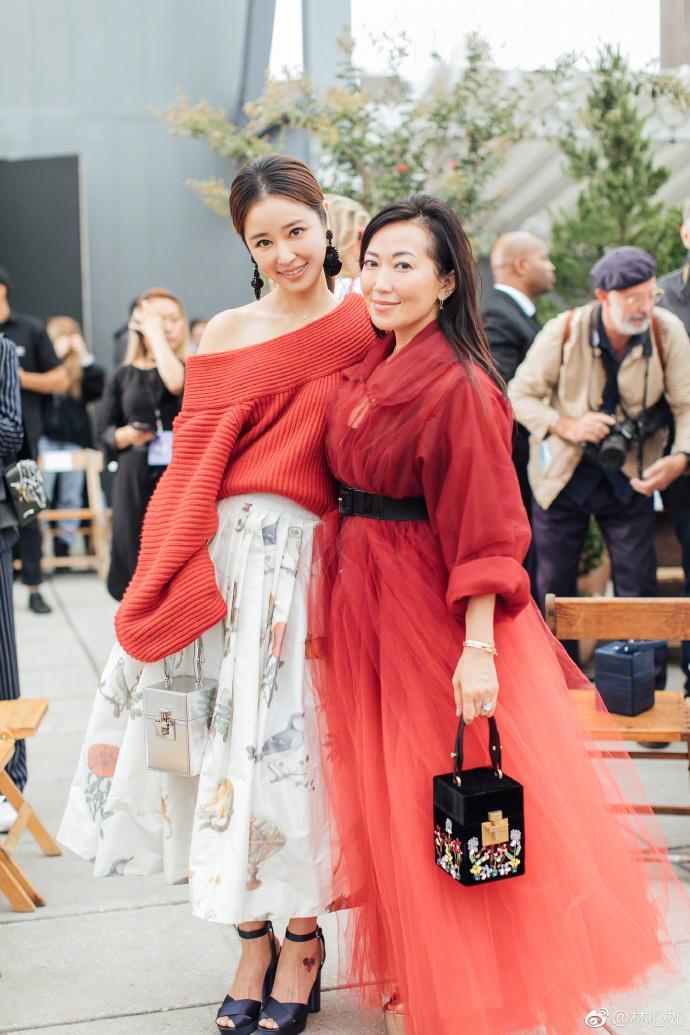 42岁林心如整容后遗症,被拍丑照,网友:招黑!还被爆料是二婚