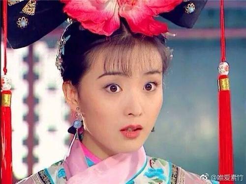 44岁的“晴格格”王艳近照,满脸皱纹,美人迟暮,让人认不出来!