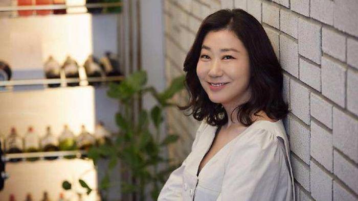 大器晚成的女演员,40岁演《请回答1988》走红,如今44岁气质迷人