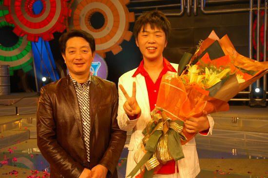 他年少轻狂,跪拜韩星,欺负柳岩,如今主演电影票房不到5千!