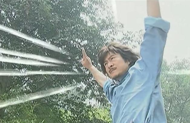 《风云》中,同是亲儿子,绝无神对绝天和绝心怎么相差那么大?