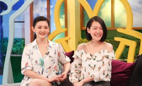 小S晒照为妈妈庆65岁生日,三姐妹罕见同框,儿孙满堂其乐融融