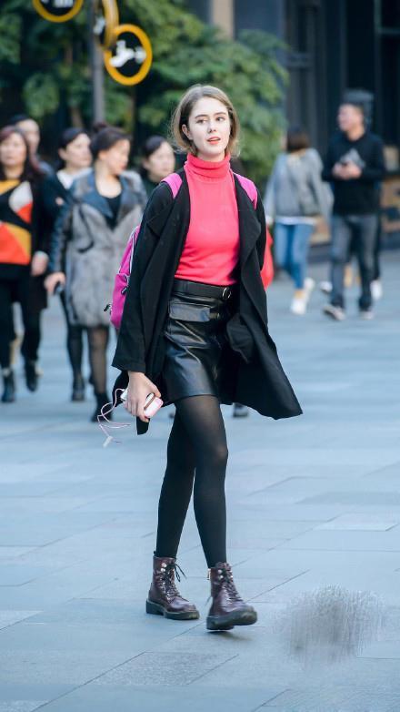 街头黑丝袜美女街拍,各种美腿一次看个够!