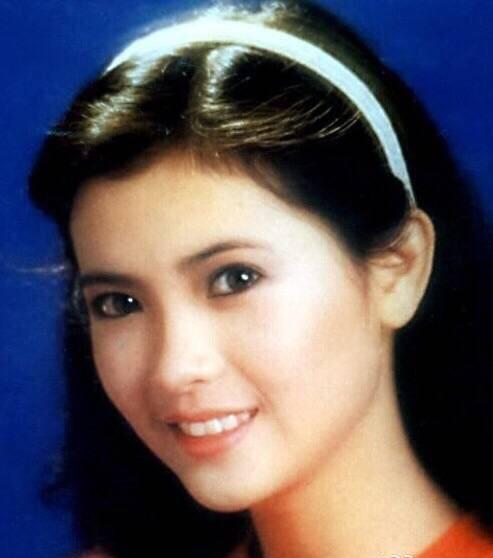 一代女神半生被毁,蓝洁瑛亲口指认遭曾志伟性侵原视频曝光!