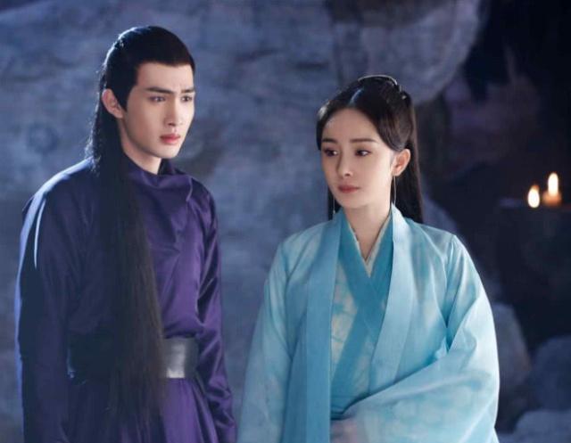 三生三世：夜华墨渊同胞兄弟，夜华是黑龙，墨渊真身剧中早有提示