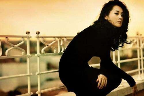 许晴的新作品尺度非常大,网友:许晴真是越老越开放!