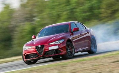 ​汽车前驱和后驱有什么区别