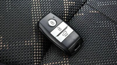 ​汽车遥控不能锁车是怎么回事