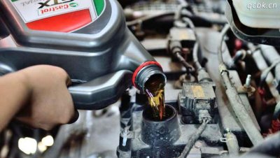 ​汽车机油多少公里换一次