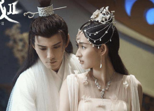 继《少年派》,邓小琪终于官宣新剧,男主是熟悉的他,CP感十足