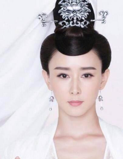 盘点娱乐圈扮演过观音菩萨的十大女星: 第一张最经典