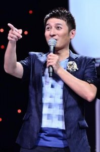 ​湖南卫视春晚主持人确定。快乐家族仅一名代表，李维嘉上位成功？