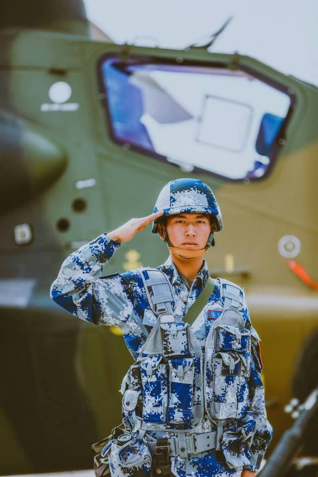 真正男子汉教官现状：王威光荣退役，而他在维和任务时不幸去世！