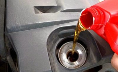 ​机油什么颜色需要换